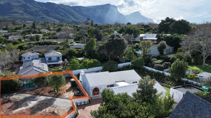 5 Bedroom Property for Sale in Constantia Western Cape